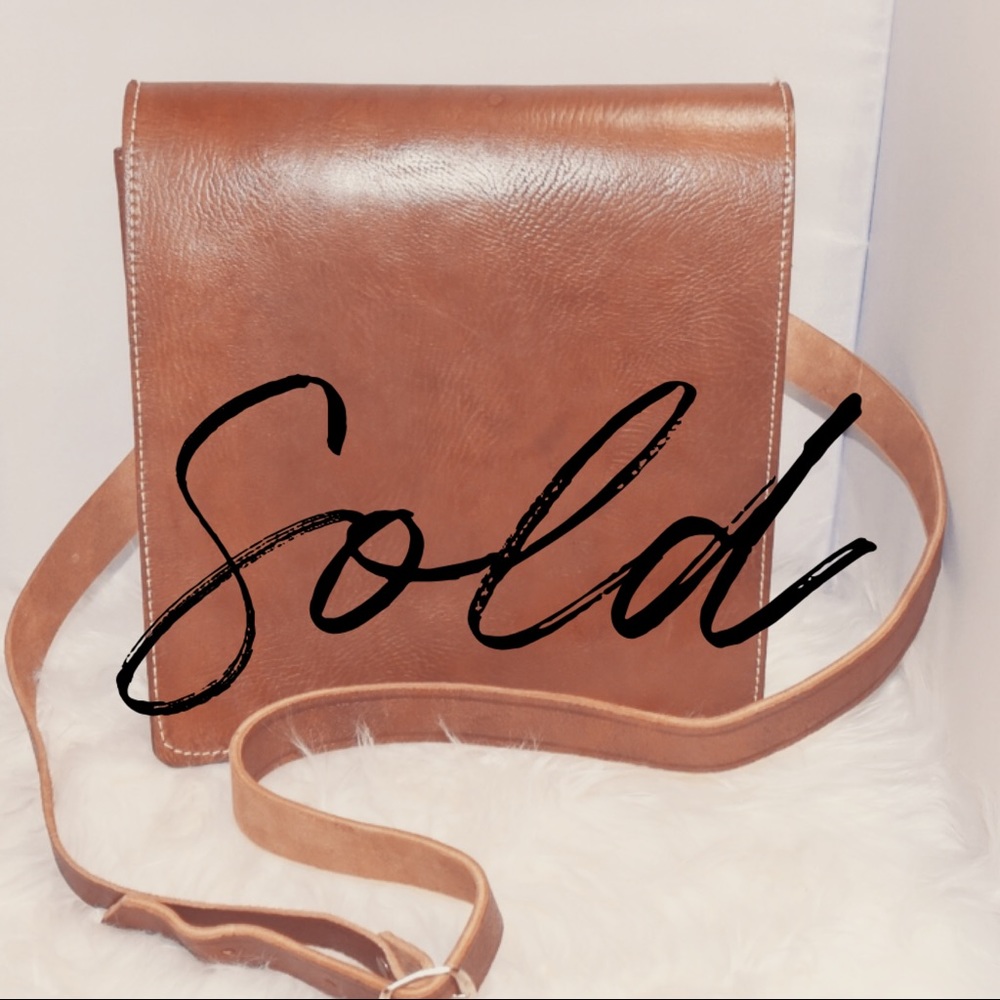 🔺SOLD🔺 Vintage Leather Messenger